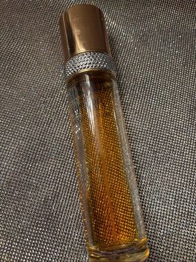 Elizabeth Taylor Diamonds  & Saphires Perfume